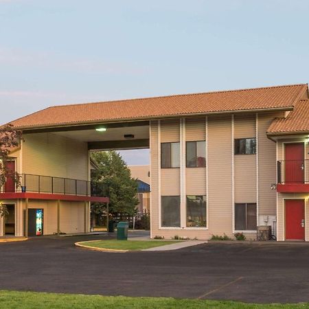 Howard Johnson By Wyndham Boise Eksteriør billede